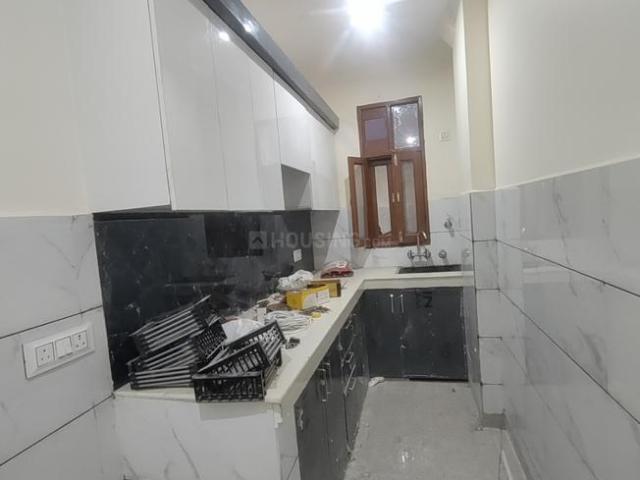 1 BHK Independent Builder Floor in Dwarka Mor for rent New Delhi. The reference number is 20946108