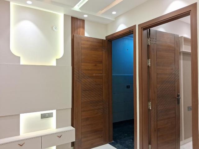 1 BHK Independent Builder Floor in Dwarka Mor for resale New Delhi. The reference number is 20415983