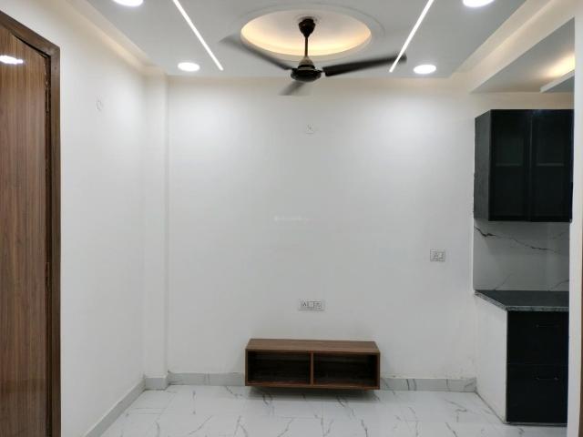1 BHK Independent Builder Floor in Dwarka Mor for resale New Delhi. The reference number is 20693657