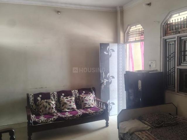 1 BHK Independent Builder Floor in Devaki Nagar for rent Kanpur. The reference number is 20502339