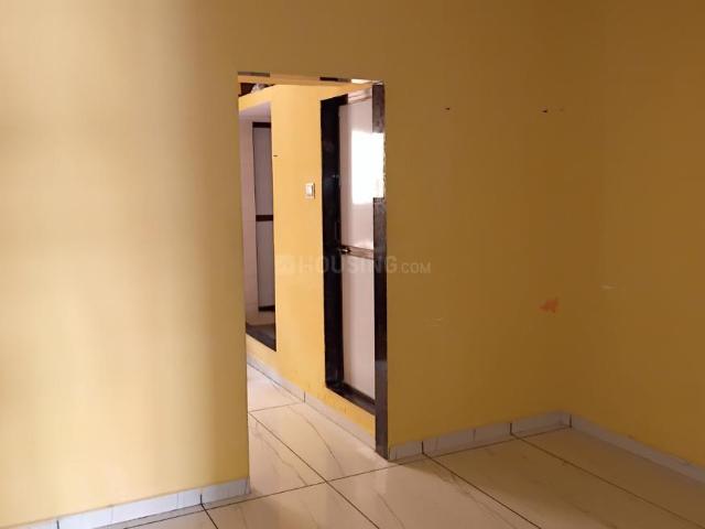 1 BHK Independent Builder Floor in Dindoli for rent Surat. The reference number is 21351010