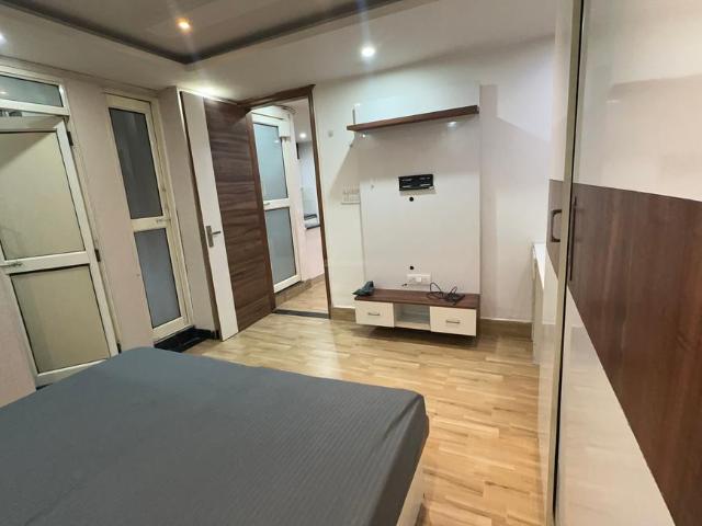 1 BHK Independent Builder Floor in DLF Phase 3 for rent Gurgaon. The reference number is 20940376