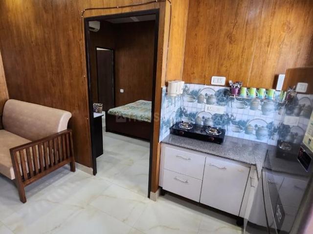 1 BHK Independent Builder Floor in East Of Kailash for rent New Delhi. The reference number is 18964457
