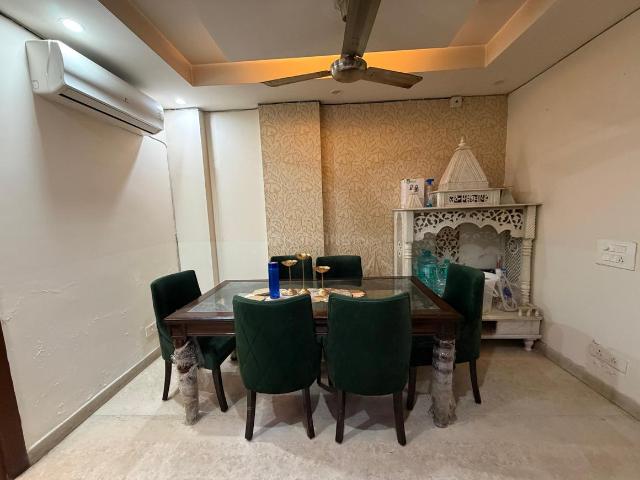 1 BHK Independent Builder Floor in East Of Kailash for rent New Delhi. The reference number is 20619757