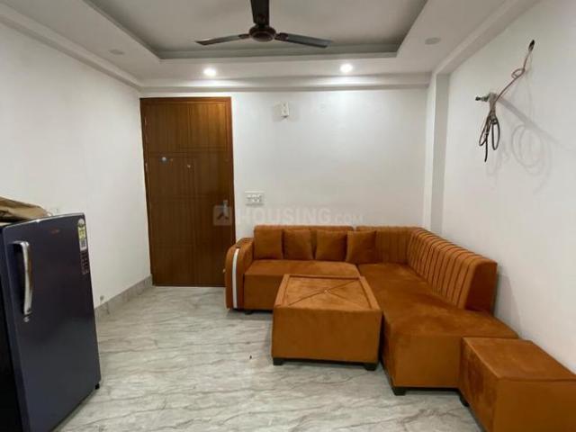 1 BHK Independent Builder Floor in Freedom Fighters Enclave for rent New Delhi. The reference number is 20844157