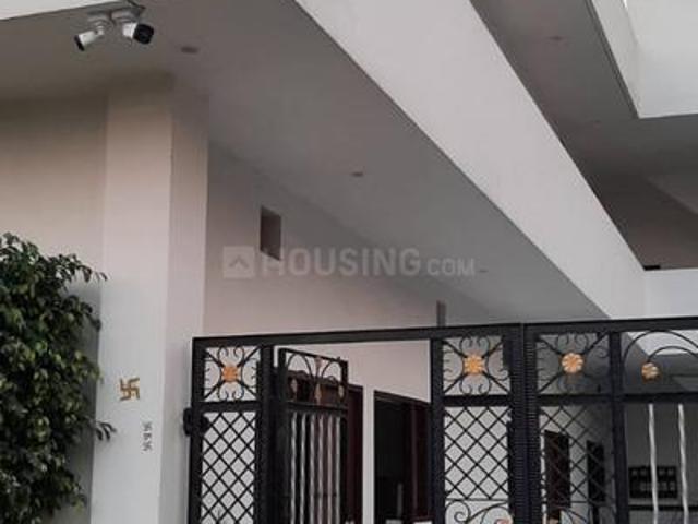 1 BHK Independent Builder Floor in Guru Nanak Pura for rent Jalandhar. The reference number is 9645908