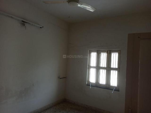 1 BHK Independent Builder Floor in Ghatlodiya for rent Ahmedabad. The reference number is 20173466