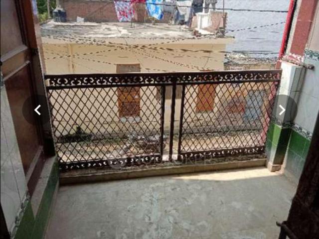 1 BHK Independent Builder Floor in Ghukna for rent Ghaziabad. The reference number is 10141888