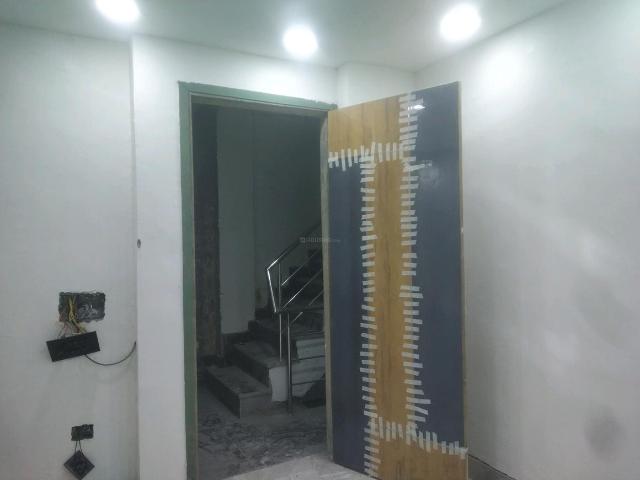 1 BHK Independent Builder Floor in Govindpuri for resale New Delhi. The reference number is 15274556