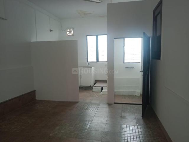 1 BHK Independent Builder Floor in Green Park for rent New Delhi. The reference number is 20929740