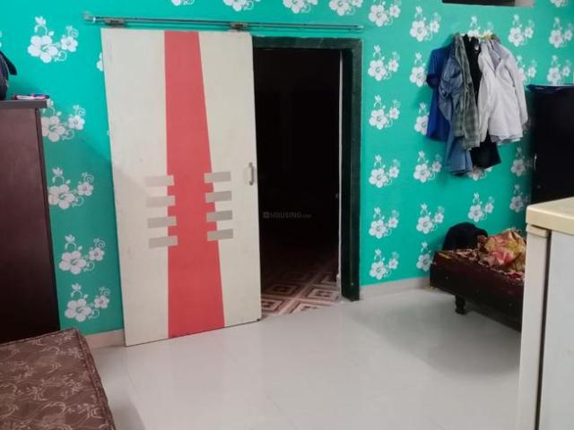1 BHK Independent Builder Floor in Hansol for rent Ahmedabad. The reference number is 9768670