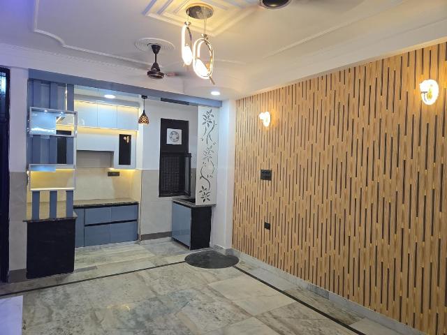 1 BHK Independent Builder Floor in Indirapuram for resale Ghaziabad. The reference number is 20986579