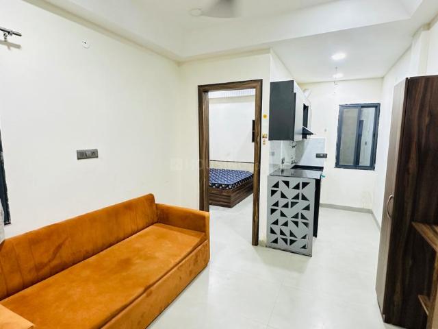 1 BHK Independent Builder Floor in Indra Puri Colony for rent Indore. The reference number is 20357574