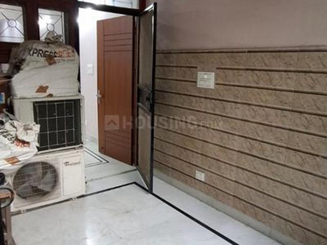 1 BHK Independent Builder Floor in Janakpuri for rent New Delhi. The reference number is 19920264