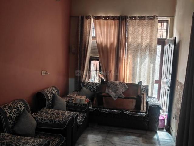 1 BHK Independent Builder Floor in Jawahar Colony for rent Faridabad. The reference number is 21022501