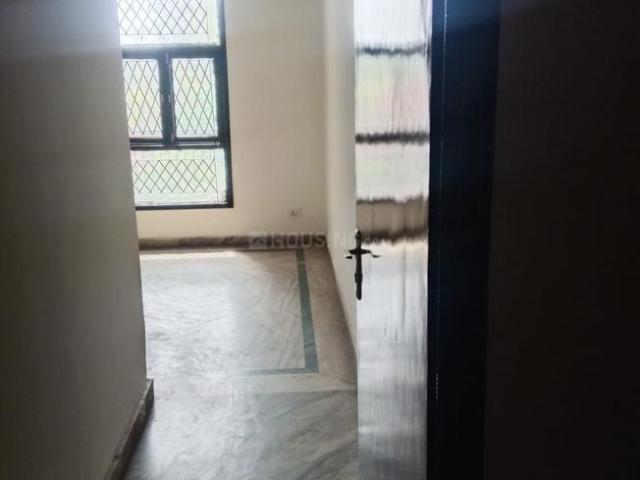 1 BHK Independent Builder Floor in Karkardooma for rent New Delhi. The reference number is 20304675