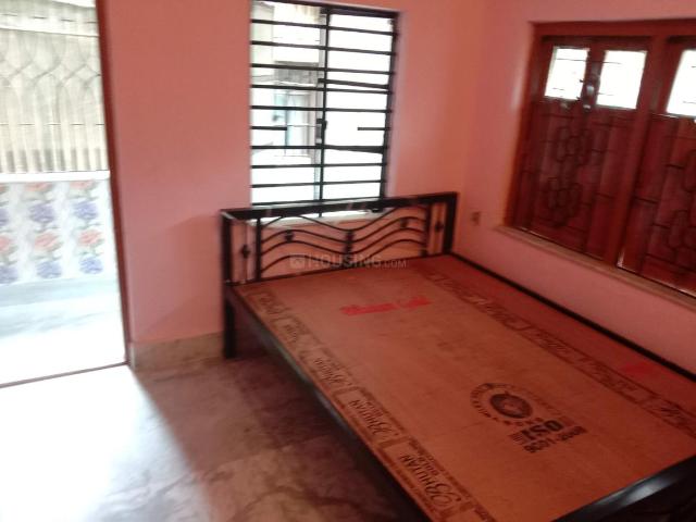 1 BHK Independent Builder Floor in Keshtopur for rent Kolkata. The reference number is 17495230