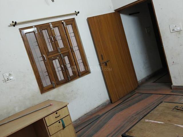 1 BHK Independent Builder Floor in Krishna Nagar for rent Mathura. The reference number is 21184621