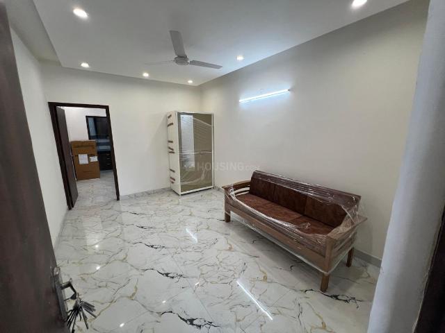 1 BHK Independent Builder Floor in Lajpat Nagar for rent New Delhi. The reference number is 19476522