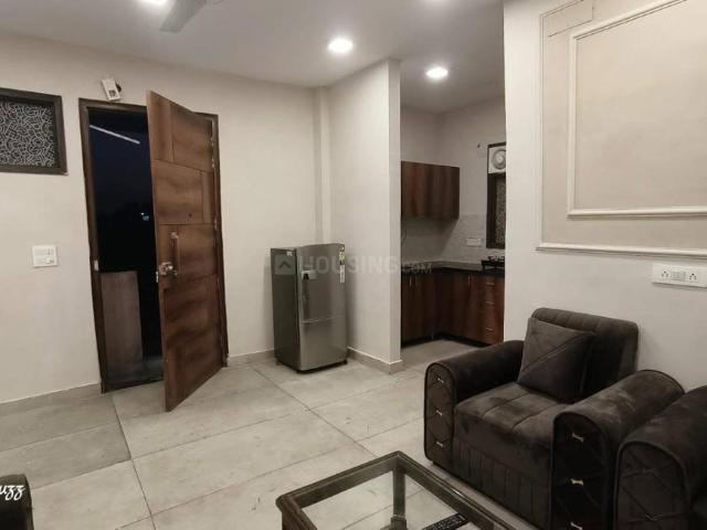 1 BHK Independent Builder Floor in Lajpat Nagar for rent New Delhi. The reference number is 19707793