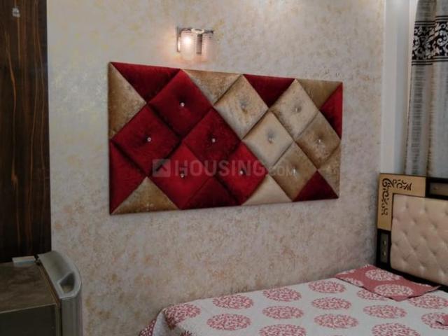 1 BHK Independent Builder Floor in Lajpat Nagar for rent New Delhi. The reference number is 19978165
