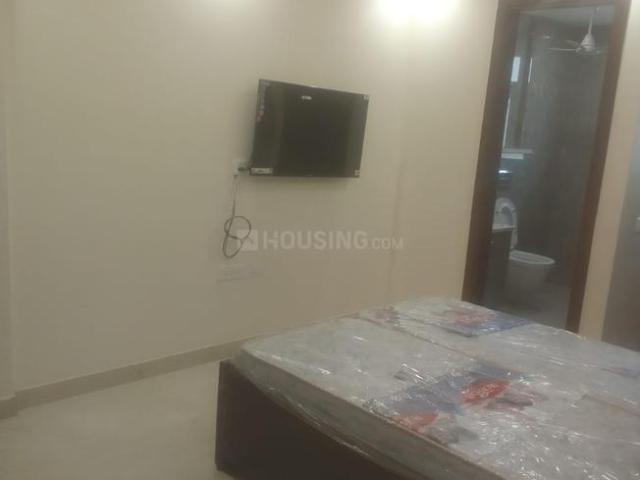 1 BHK Independent Builder Floor in Lajpat Nagar for rent New Delhi. The reference number is 19249033