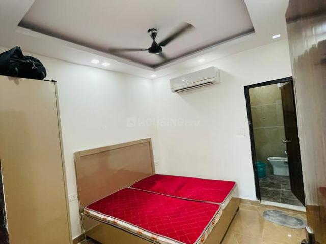 1 BHK Independent Builder Floor in Lajpat Nagar for rent New Delhi. The reference number is 20467916