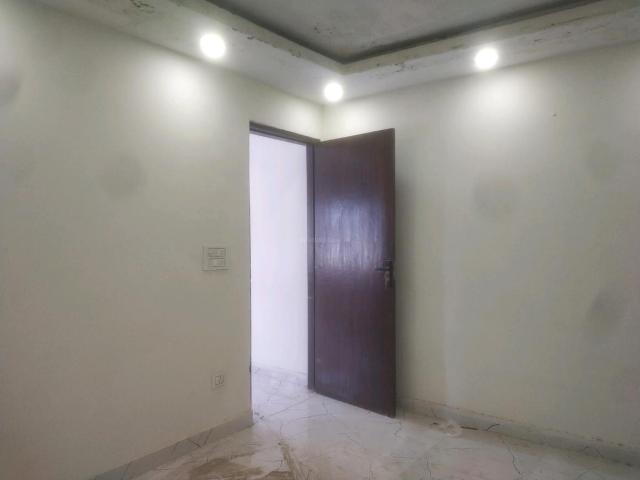 1 BHK Independent Builder Floor in Lajpat Nagar for rent New Delhi. The reference number is 20956040