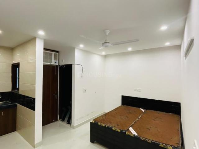 1 BHK Independent Builder Floor in Lajpat Nagar for rent New Delhi. The reference number is 20146018