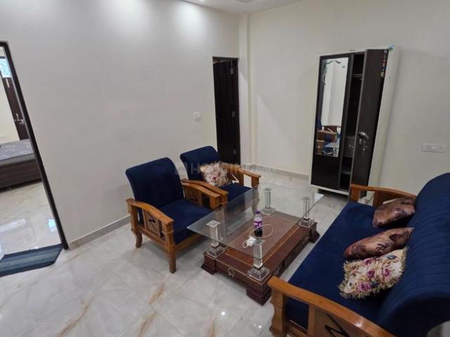 1 BHK Independent Builder Floor in Lajpat Nagar for rent New Delhi. The reference number is 20180088