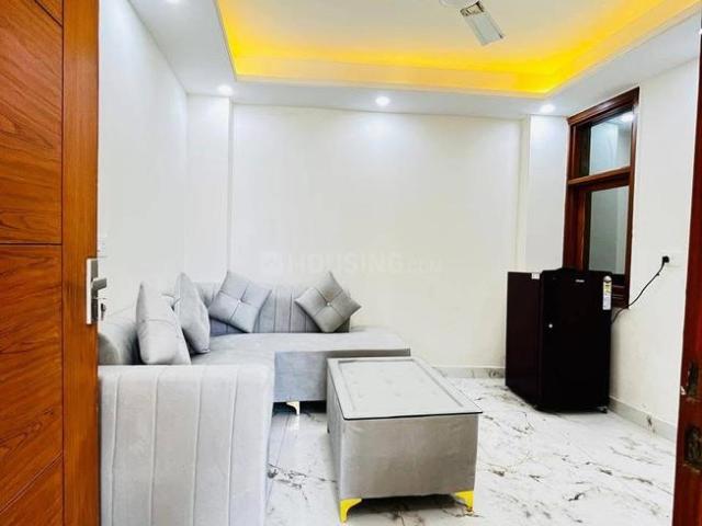 1 BHK Independent Builder Floor in Lajpat Nagar for rent New Delhi. The reference number is 21146170