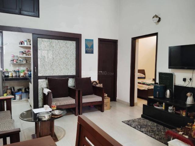 1 BHK Independent Builder Floor in Lajpat Nagar for rent New Delhi. The reference number is 21146194