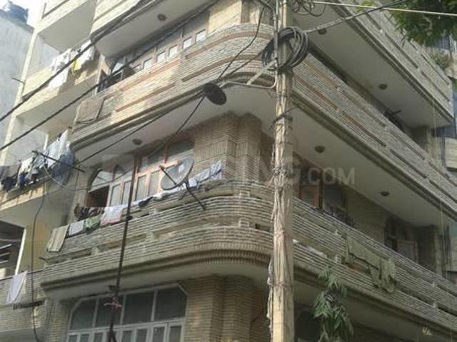 1 BHK Independent Builder Floor in Lajpat Nagar for resale New Delhi. The reference number is 18642350