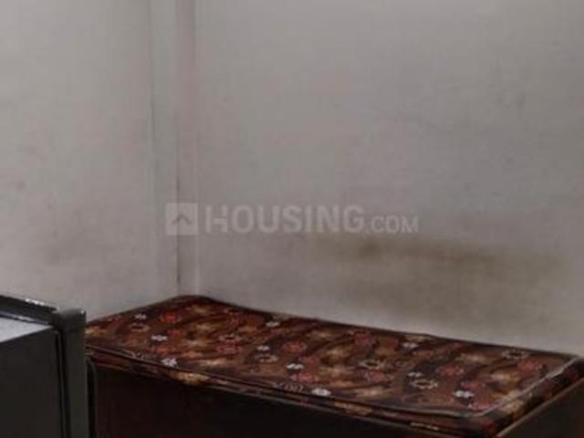 1 BHK Independent Builder Floor in Laxmi Nagar for rent New Delhi. The reference number is 18563688