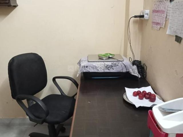 1 BHK Independent Builder Floor in Laxmi Nagar for rent New Delhi. The reference number is 18868788