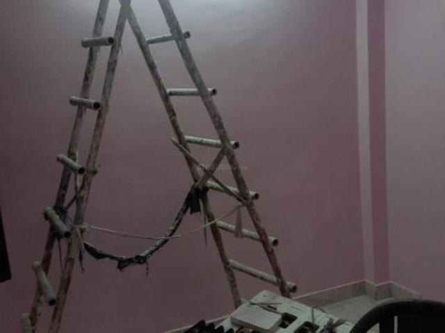 1 BHK Independent Builder Floor in Laxmi Nagar for resale New Delhi. The reference number is 9736242