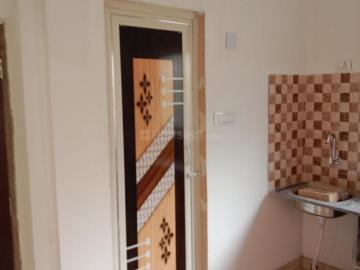 1 BHK Independent Builder Floor in Paikpara for resale Kolkata. The reference number is 14976695