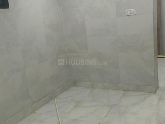 1 BHK Independent Builder Floor in Paschim Vihar for rent New Delhi. The reference number is 19881944