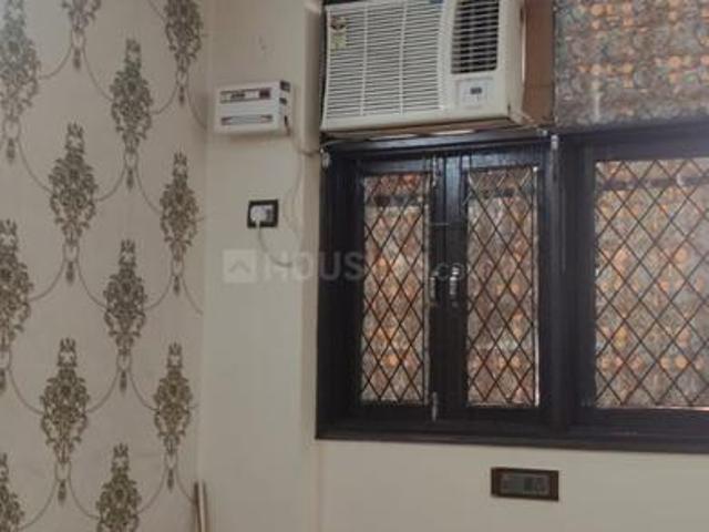 1 BHK Independent Builder Floor in Patel Nagar for rent New Delhi. The reference number is 20143269