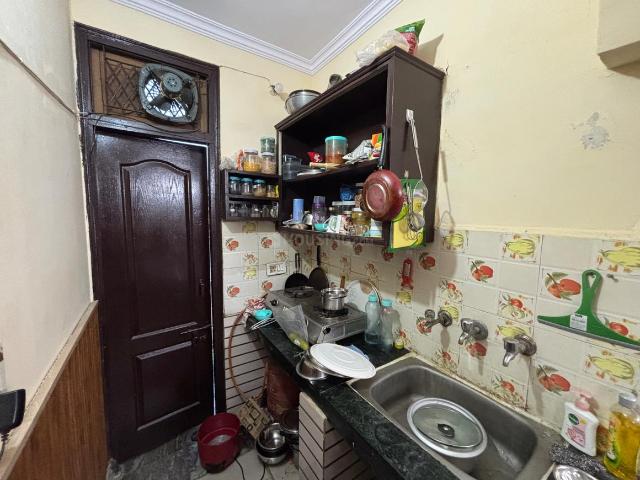 1 BHK Independent Builder Floor in Patel Nagar for rent New Delhi. The reference number is 20450304