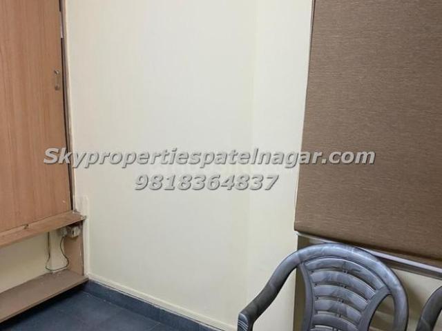 1 BHK Independent Builder Floor in Patel Nagar for rent New Delhi. The reference number is 20700901