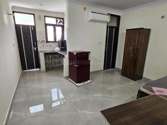 1 BHK Independent Builder Floor in Patel Nagar for rent New Delhi. The reference number is 21072621