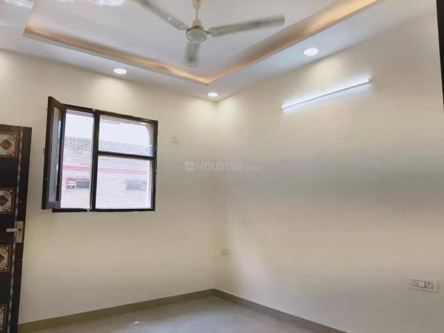 1 BHK Independent Builder Floor in Patel Nagar for rent New Delhi. The reference number is 21173916