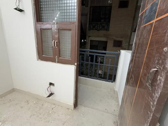 1 BHK Independent Builder Floor in Patparganj for rent New Delhi. The reference number is 21267370
