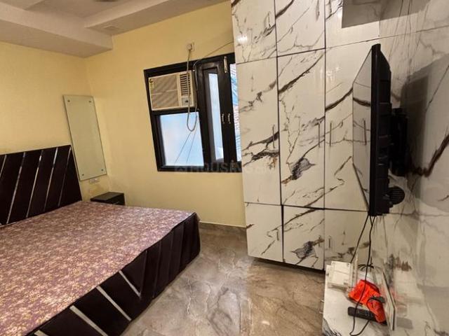 1 BHK Independent Builder Floor in Pitampura for rent New Delhi. The reference number is 19484644