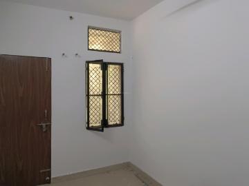 1 BHK Independent Builder Floor in Pitampura for rent New Delhi. The reference number is 20505634