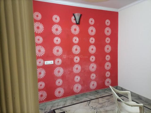 1 BHK Independent Builder Floor in Preet Vihar for rent New Delhi. The reference number is 17304199