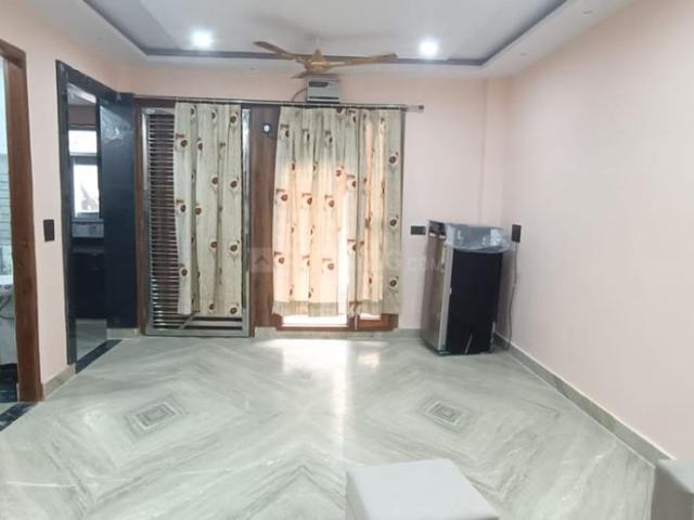 1 BHK Independent Builder Floor in Preet Vihar for rent New Delhi. The reference number is 20382512
