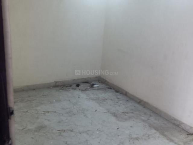 1 BHK Independent Builder Floor in Preet Vihar for rent New Delhi. The reference number is 20619985