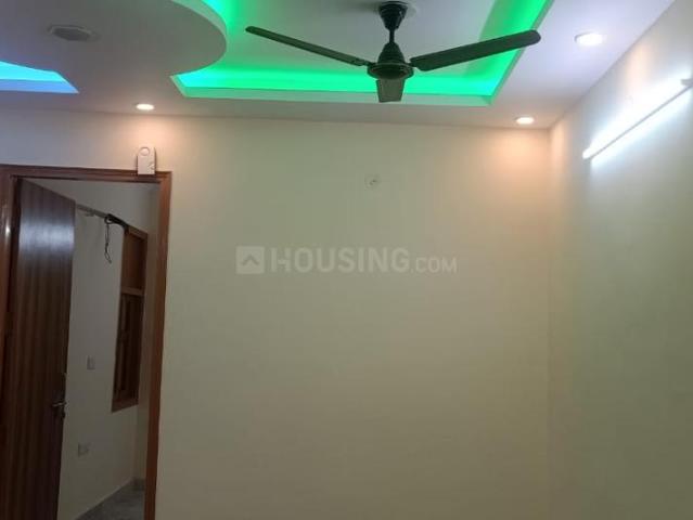 1 BHK Independent Builder Floor in Preet Vihar for rent New Delhi. The reference number is 20719193